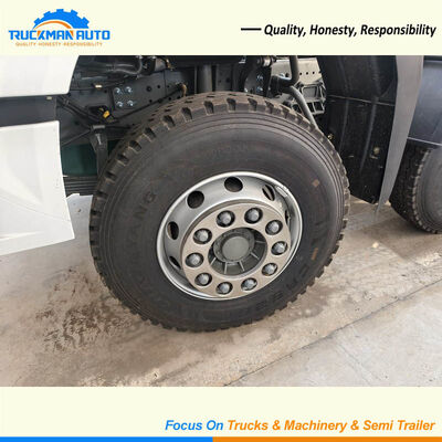 Reliable HOWO NX 8x4 12 CBM Cement Tanker Truck For Construction