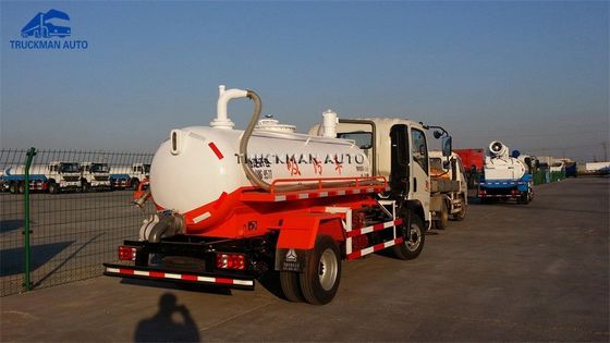 Sinotruk HOWO Light Truck 5M³ Suction Tanker For City Cleaning
