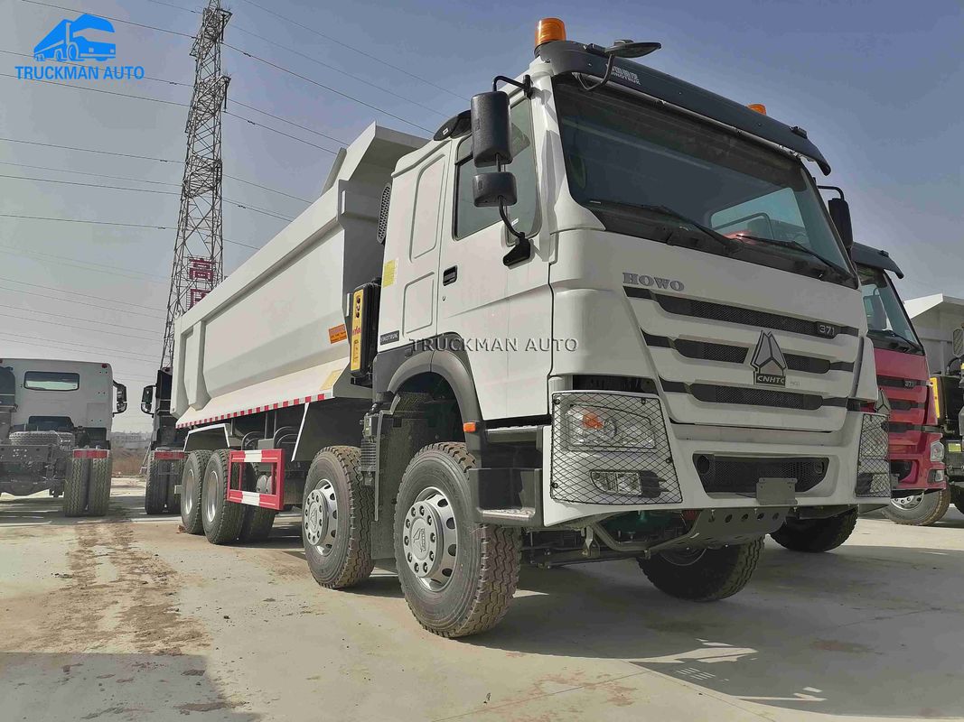 Customized 12 Wheel Dump Truck , 8x4 Tipper Truck  With 50 Tons Loading Capacity